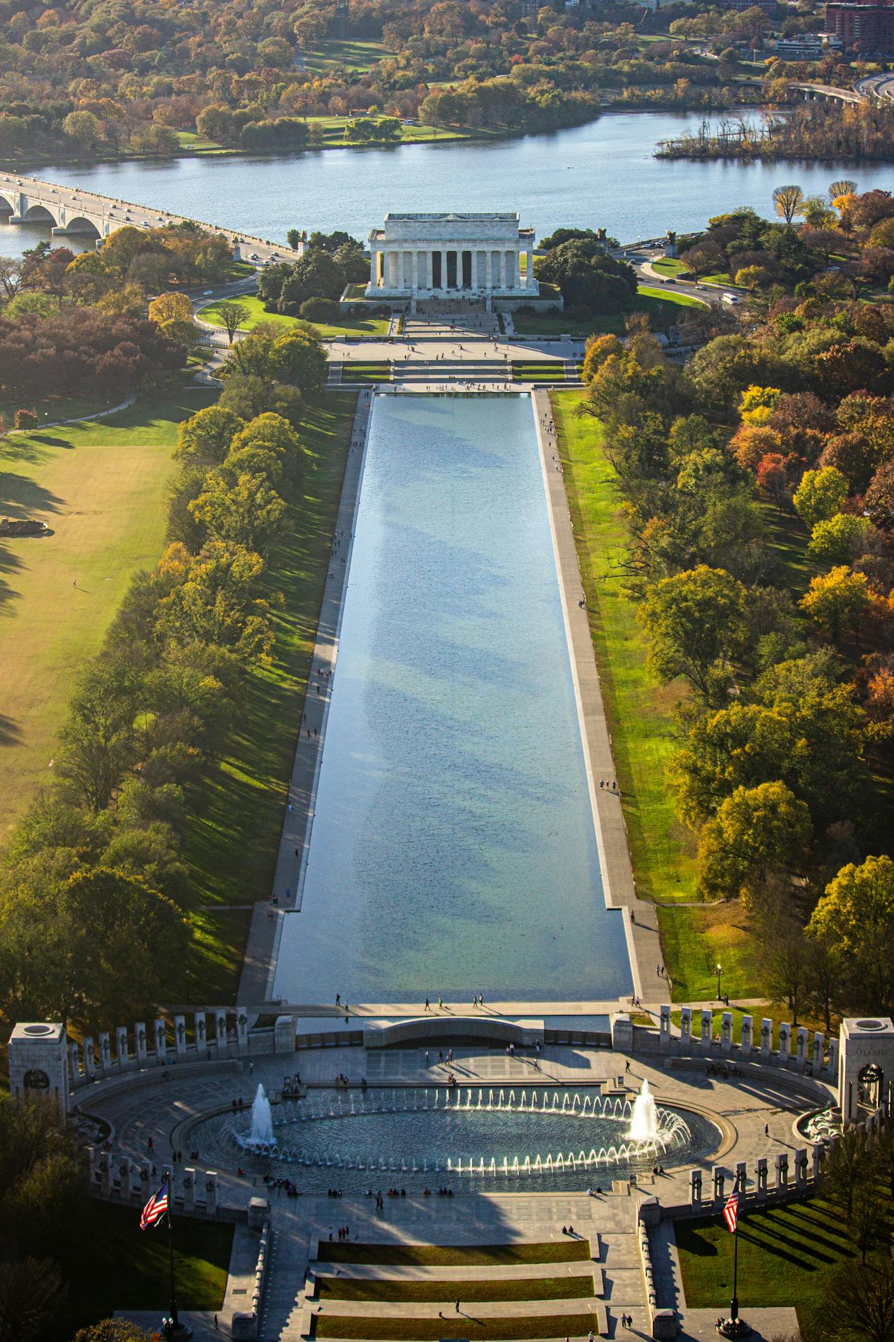 National Mall and the WWII Memorial 